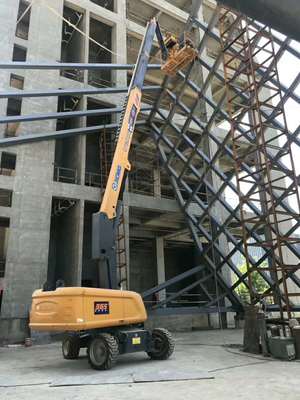 曲臂式升降機出租 黃渡20米吊籃車出租